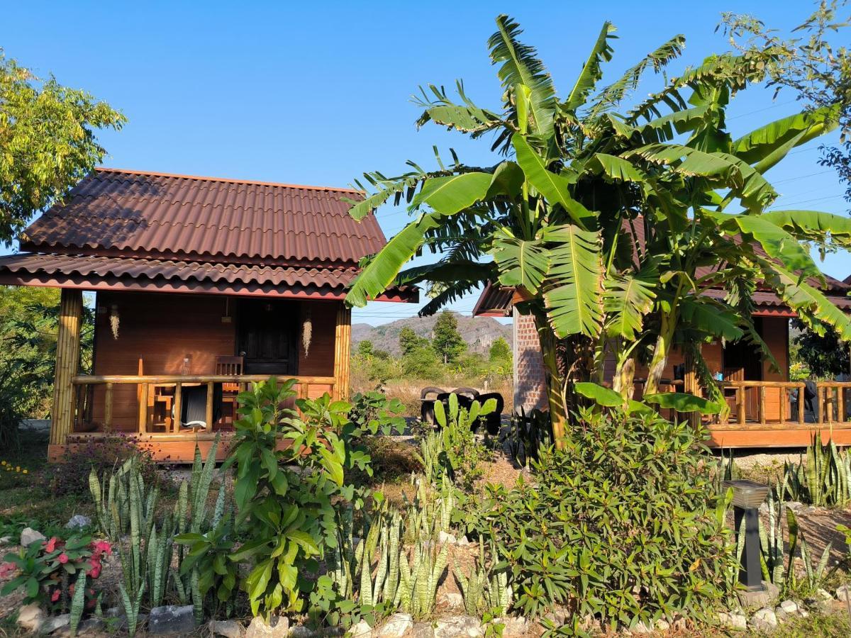Nana Bungalows Ban Tan ภายนอก รูปภาพ